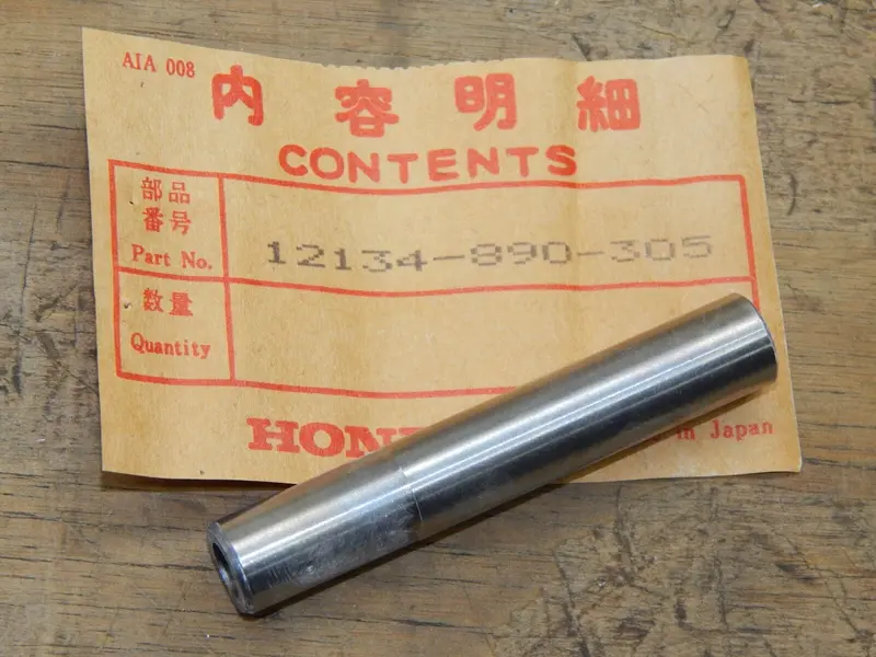 Authentic Honda Valve Guide #12134-890-305 – Factory-Fresh Replacement 1