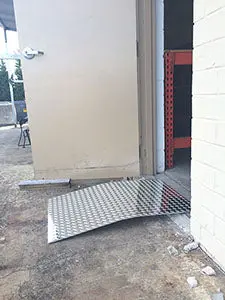 Bent-Edge Aluminum Threshold Plate 1