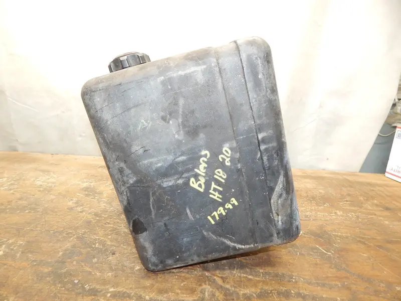 Bolens Ht18/Ht20 Large-Frame Plastic Fuel Tank For Vintage Lawn Tractors 1