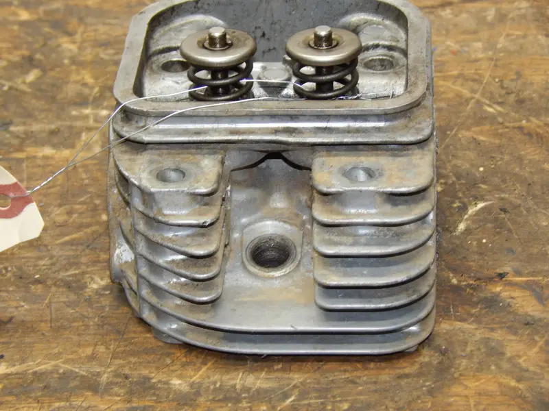 Briggs & Stratton Cylinder Head – Horizontal Vanguard 355447 Engine (Part #845486 / 84002010) 1
