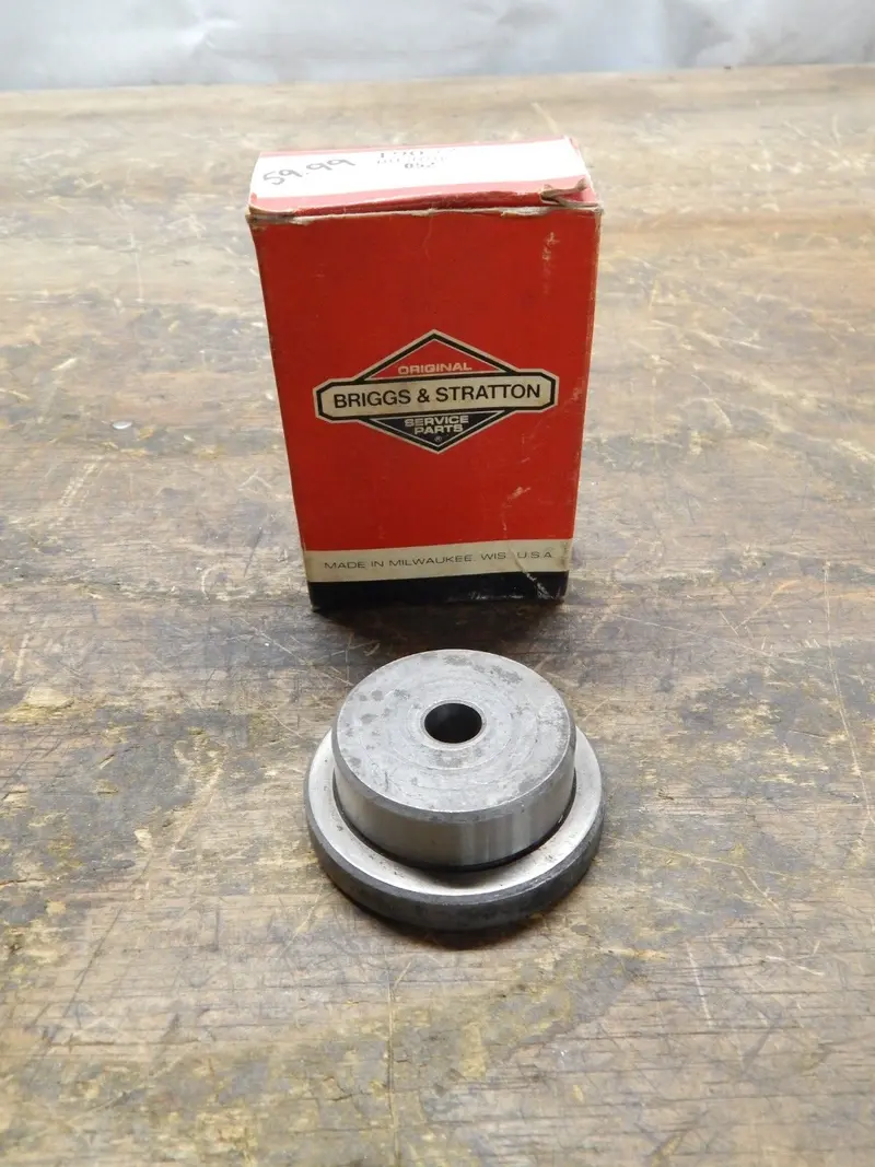 Briggs & Stratton Genuine Bushing – Part #19097 1