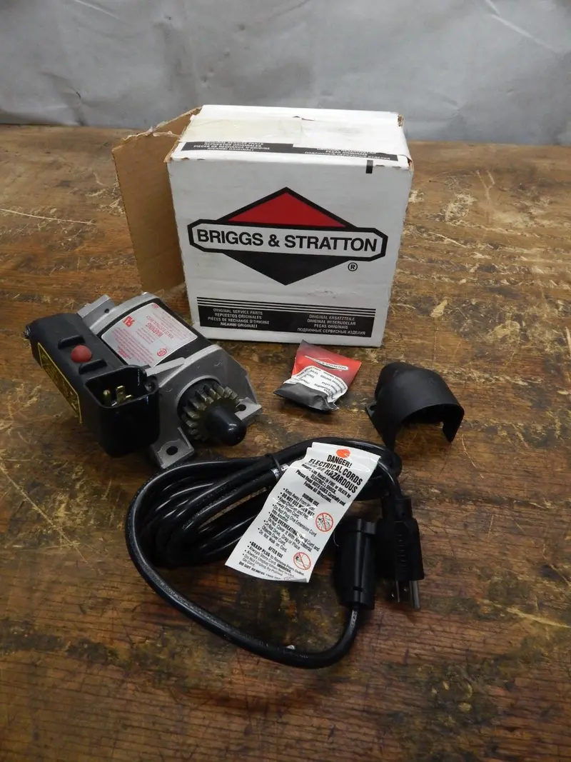 Briggs & Stratton Oem Electric Starter Motor (Part #696611) 1