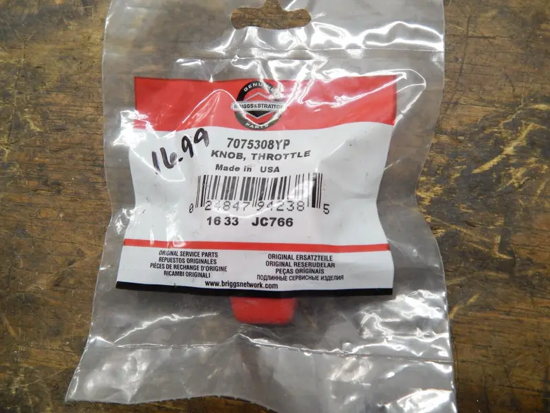 Briggs & Stratton Throttle Control Knob (Part #7075308Yp) 1
