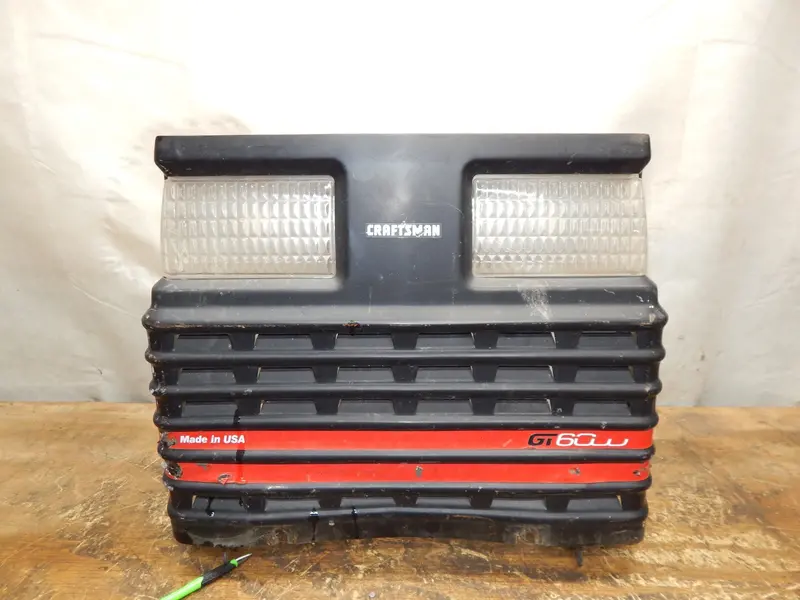 Craftsman Gt6000/Gt18 Square-Body Metal Front Grille 1