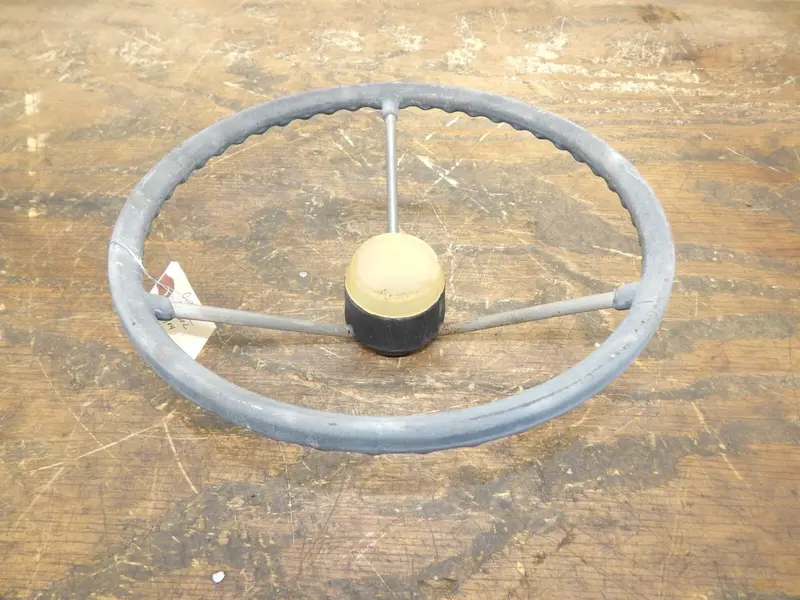 Cub Cadet 104 Steering Wheel With Center Cap – Oem Replacement 1
