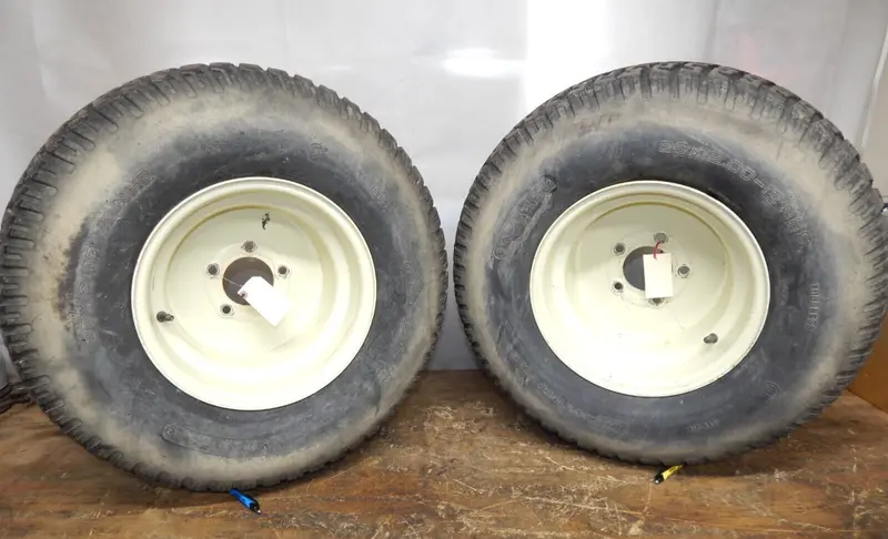 Cub Cadet 5252E (5000 Series) Rear Tire And Rim Pair – Models 734-04080 & 634-04004 1