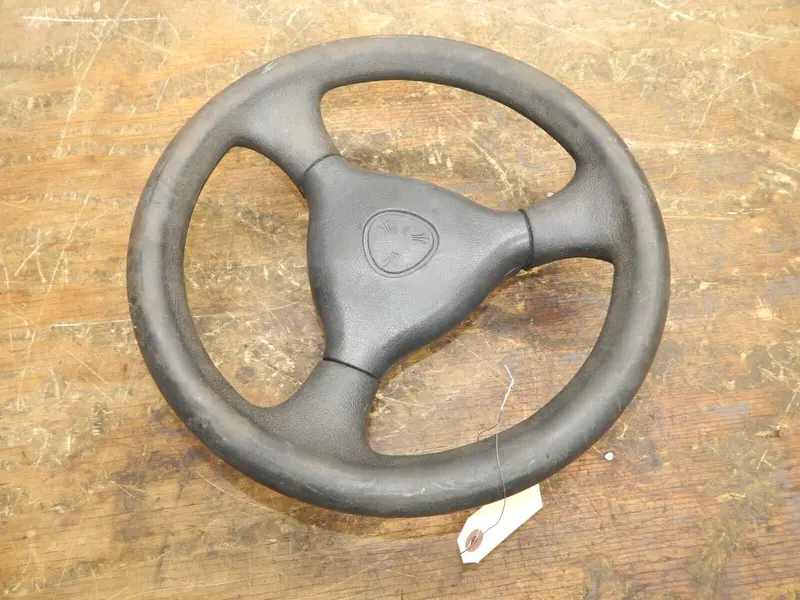 Cub Cadet 5252E Tractor Steering Wheel – Oem Replacement (731-3209) 1