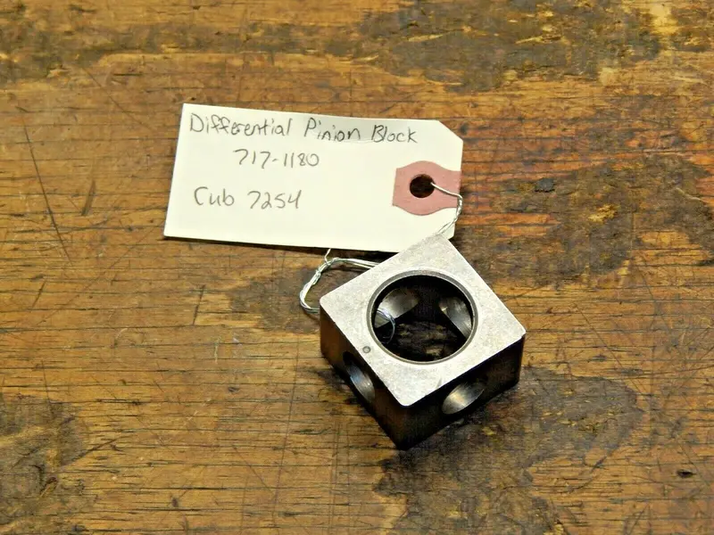 Cub Cadet 7254 Subcompact Tractor Differential Pinion Block (Part #717-1180) 1