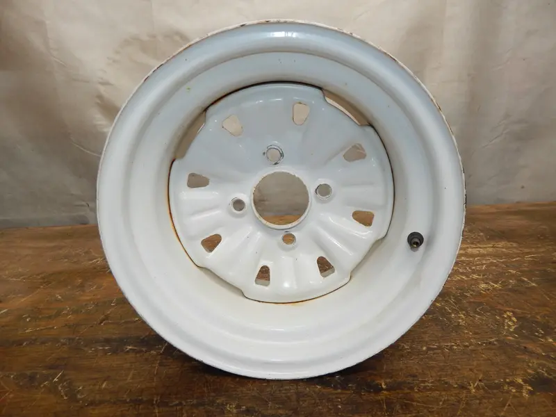 Cub Cadet Rear Rim – Fits M48 Series Tractors (Part #01006541) 1