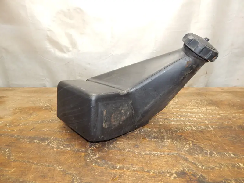 Cub Cadet Rzt50 Fuel Tank Assembly (651-04058A) 1