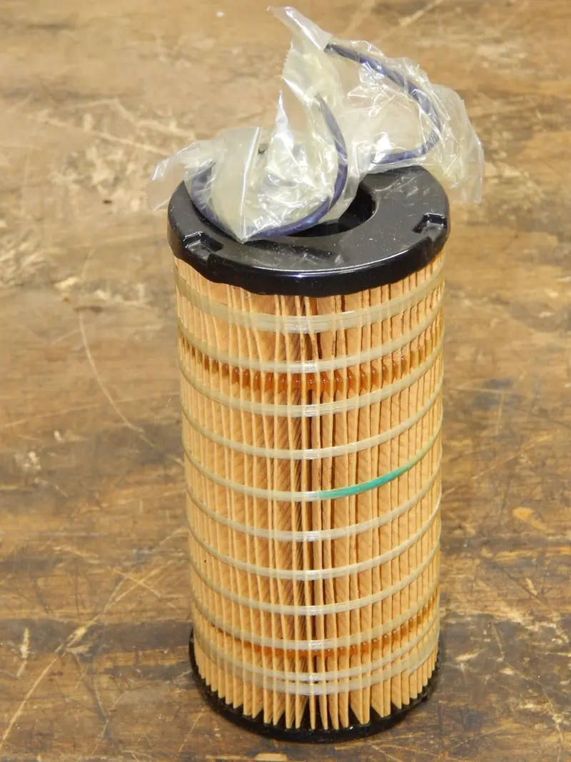 Daedong Fuel Filter – Part #26560201 1