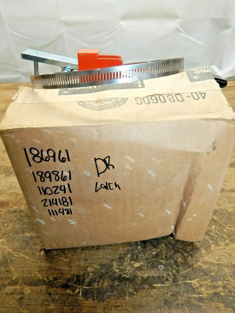Dr Lawn Tractor Latch Kit – Compatible With Models 186961, 189861, 110241, 214181 & 111481 1