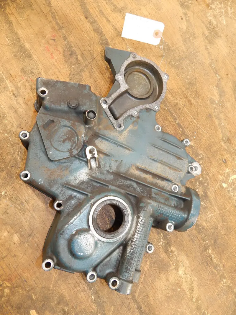 Genuine Kubota D722 Timing Gear Cover – Refurbished & Tested 1