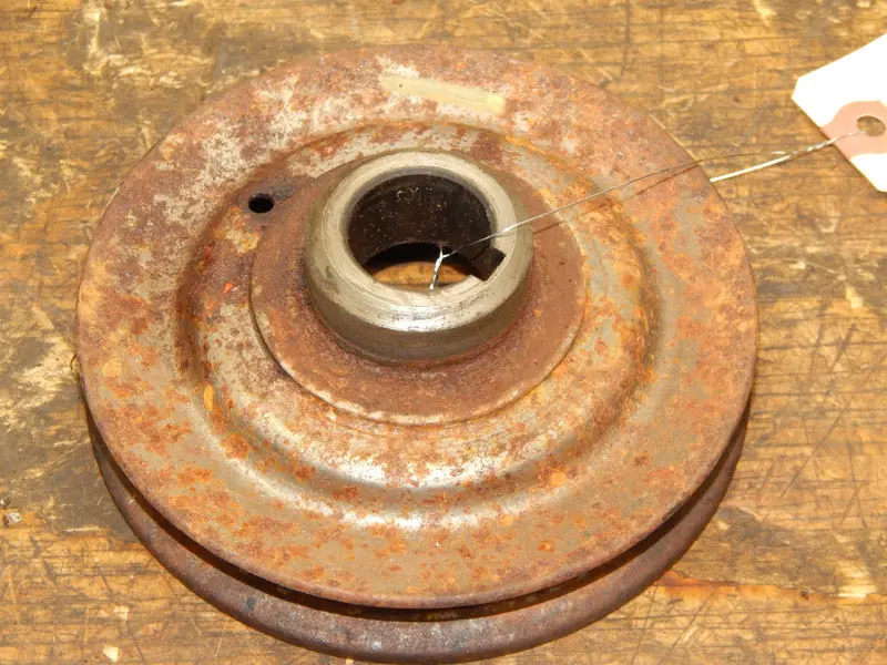 Genuine Kubota Rc44/G6200 Spindle Sheave For Deck Drive – 70712-99780 1