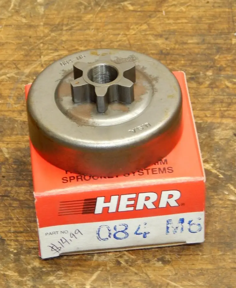 Herr 084-M6 Chainsaw Sprocket – Precision-Fit Replacement 1