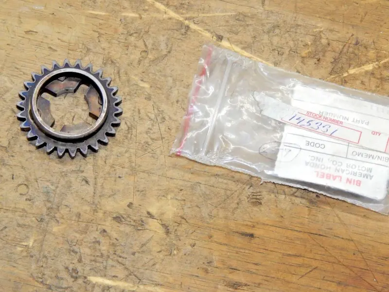 Honda 23111-Va4-800 High-Speed Drive Gear (Single Unit) 1