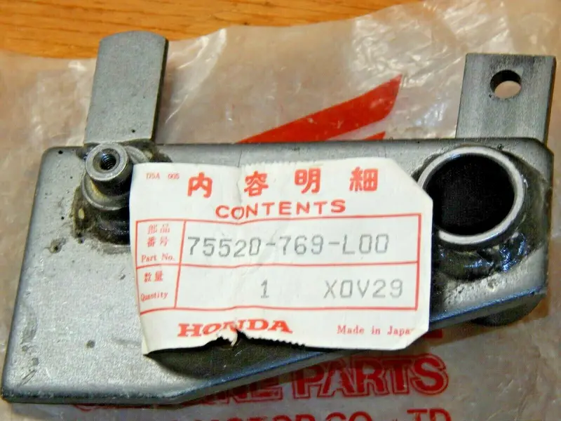 Honda 5013 Mid-Mount Mower Tensioner Arm – Part #75520-769-P10 1