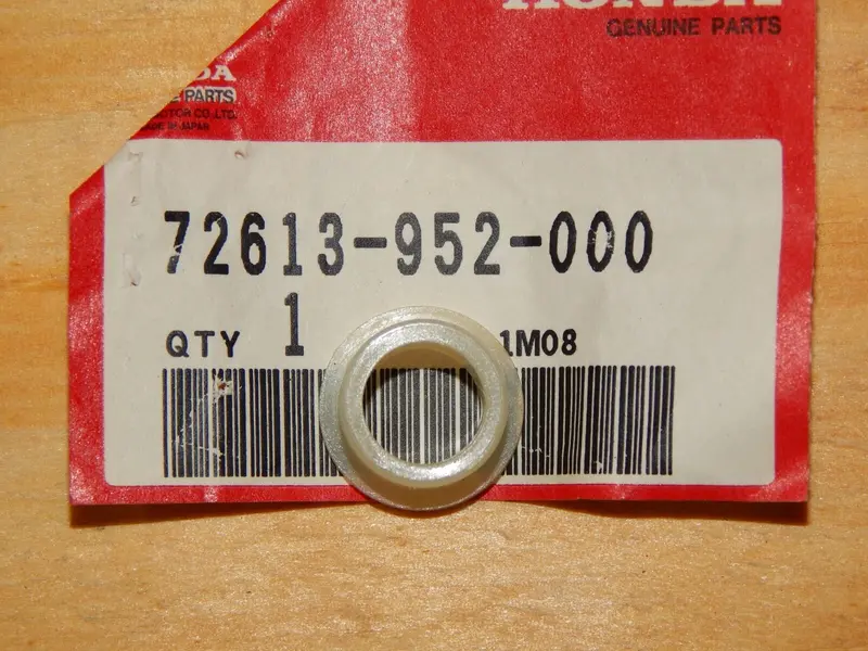 Honda Blade Holder Bushing – Part #72613-952-000 (New) 1
