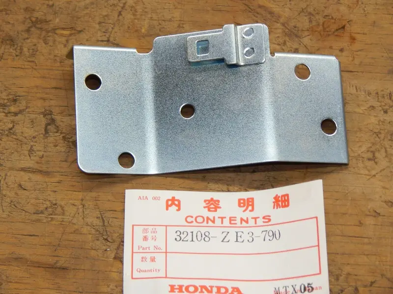 Honda Genuine Oem Harness Base Clip – Part #32108-Ze3-790 (Single Unit, New) 1