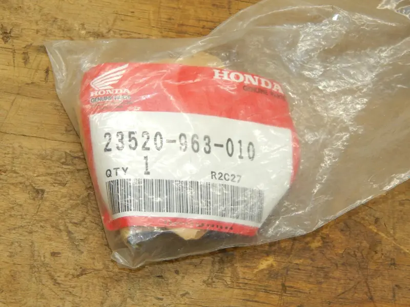 Honda Original Ratchet Assembly (Part #23520-963-010) – Single Unit, Factory Fresh 1