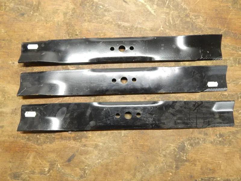 Husqvarna, Poulan & Sears 20-Inch Standard Lawn Blades – 3-Pack (Part #340-012) 1