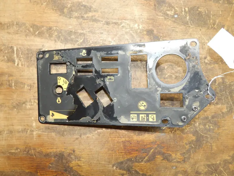 Hustler Z Diesel Instrument Panel – Model 928614B (Part #110760) 1
