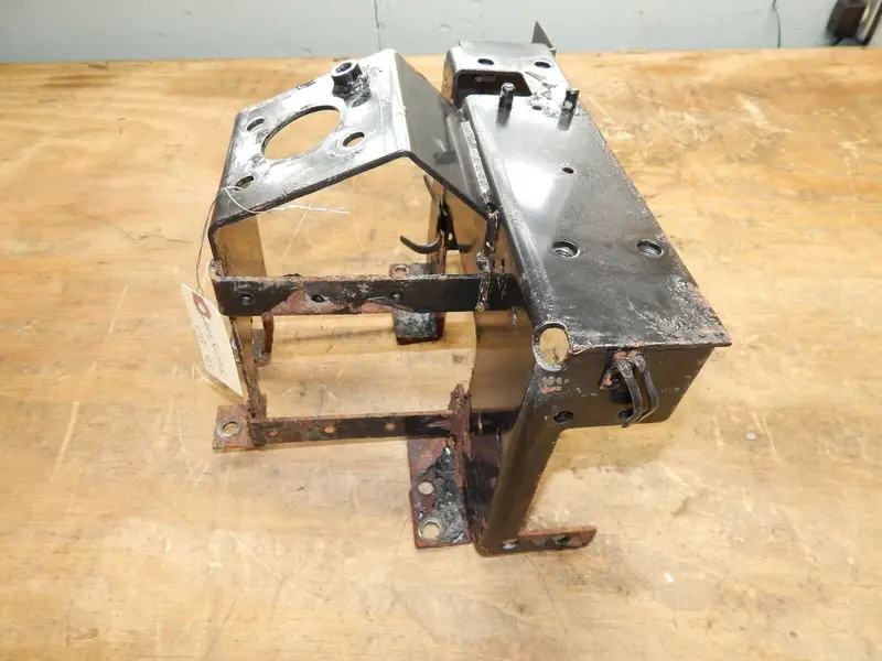 John Deere 2210 Tractor Support Bracket – Oem Part Lva801319 1