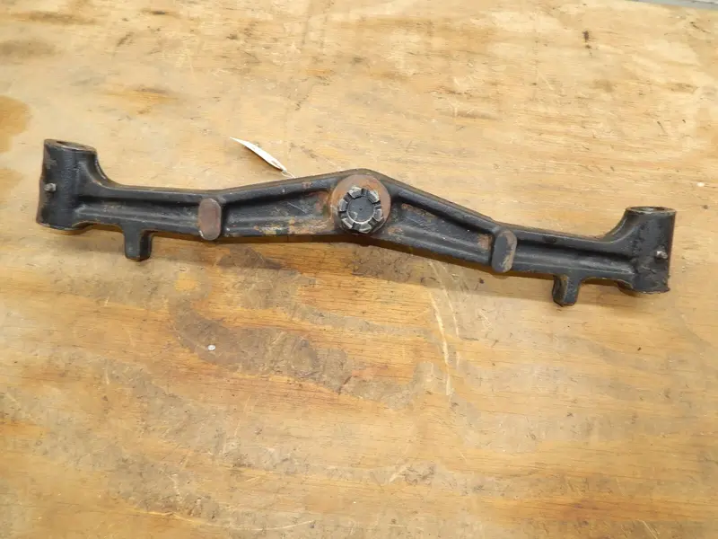 John Deere 260 Riding Mower Front Axle Assembly (Am127371) 1
