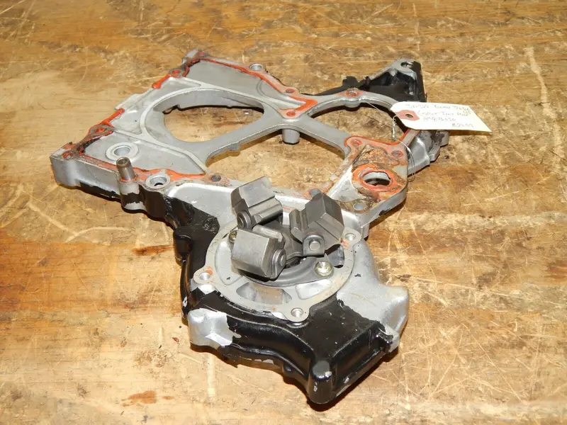 John Deere 322 (Yanmar 3Tg66Uj) Gearcase Inner Plate (Part #Am876030) 1