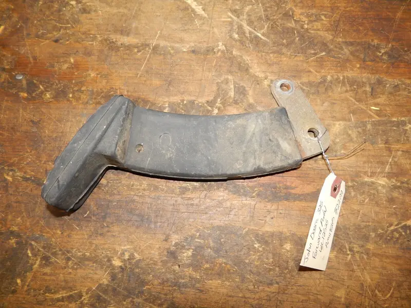 John Deere 325 Forward Motion Pedal (Uc12525 / Am118565) 1