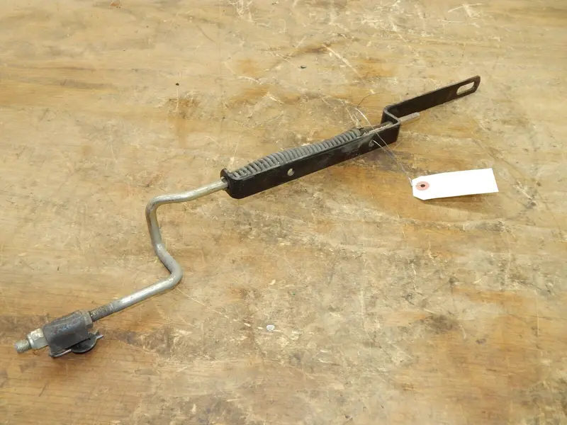 John Deere Lt160 Brake Rod Replacement – Oem Part M144927 1