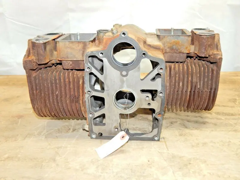 Kohler K532 20Hp Engine Block – Part #48-005-05 (Used, Visible Wear – See Photos) 1