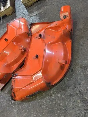 Kubota B2400H 4X4 Rear Fender Set – Left And Right Protective Covers (6C040-99140 & 6C040-99132) 1
