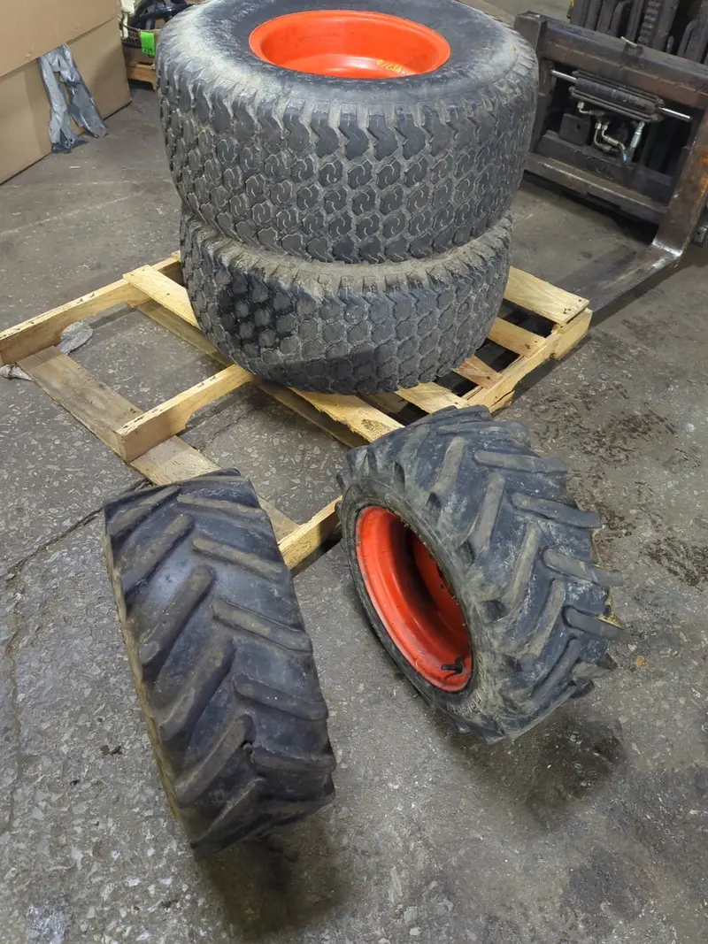 Kubota B2400H 4X4 Tire & Rim Set – Four-Wheel Package (33×12.50×15 Front/Rear + 23×8.50×12) 1