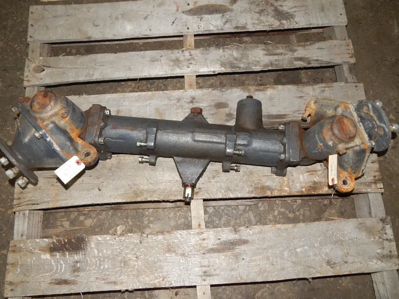 Kubota Bx2360 Front Axle Assembly – Includes K2561-15135, K2561-16220, And K2561-16210 1