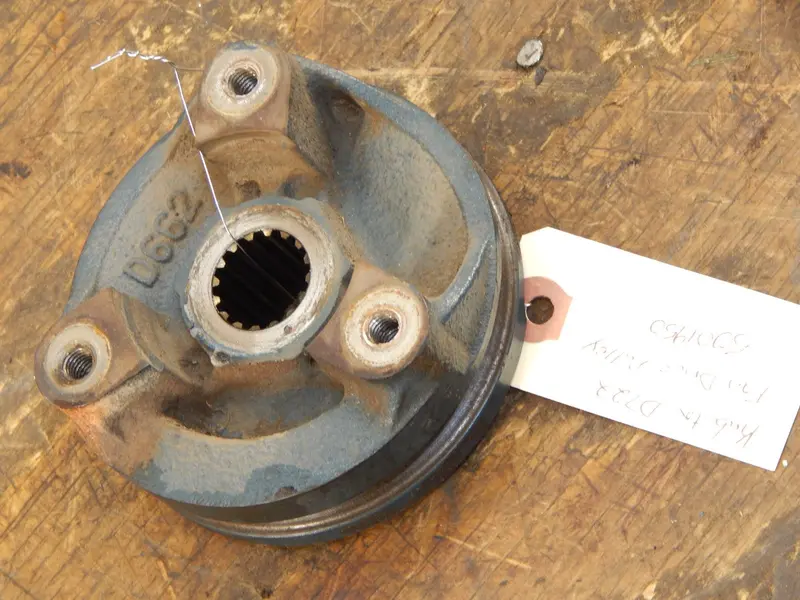 Kubota D722 Fan Drive Pulley (Oem Part #5001950 / 16861-74285) 1