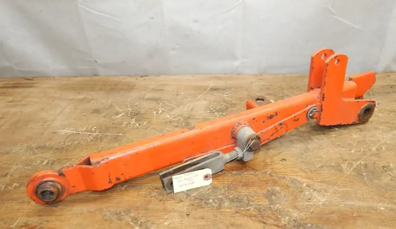 Kubota Fz2100 Right-Side Mower Lift Arm - 76577-51130 1