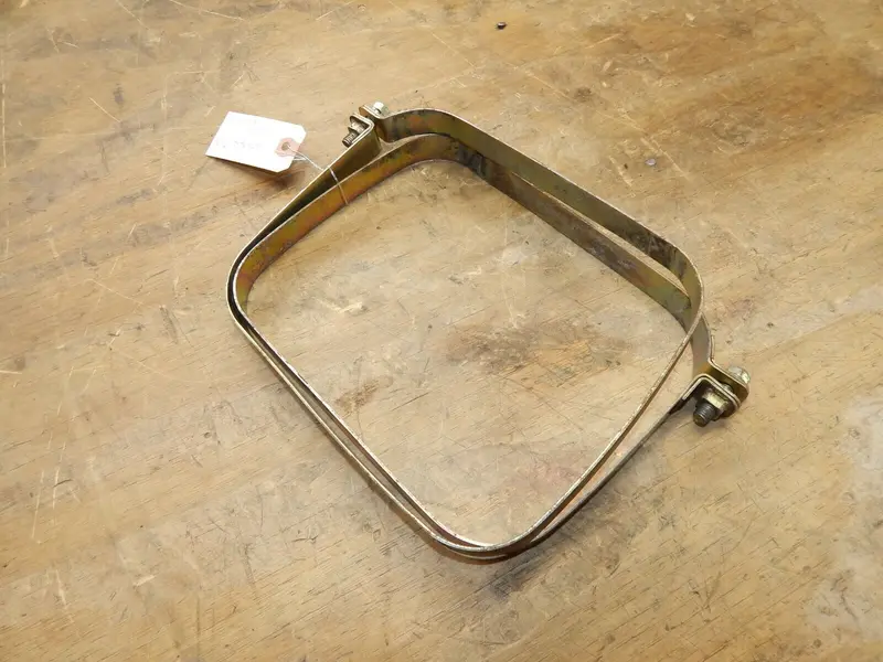Kubota G4200/G5200/G6200 Garden Tractor Fuel Tank Mounting Strap Set (2-Pack) 1