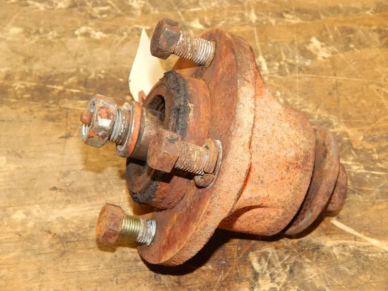 Kubota G5200 Mower Deck Pulley Holder Kit #2 – Parts 76500-34510 & 70713-34533 1