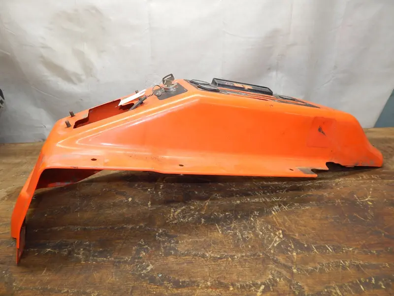Kubota Zd21 Right-Hand Fender Assembly – Factory-Oem K3111-55210 1