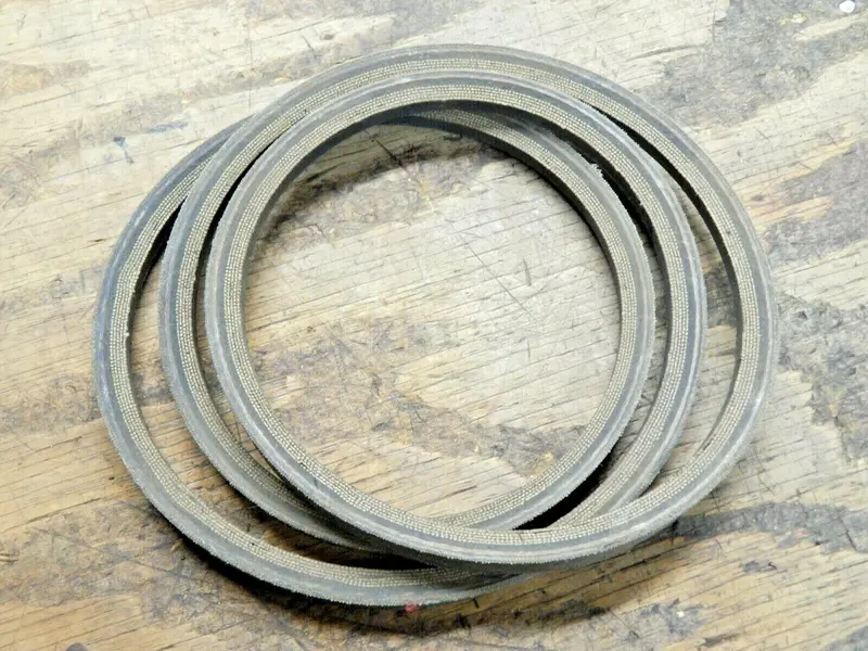 Lawn-Boy Oem Drive Belt – 65-Inch Replacement #608473 1