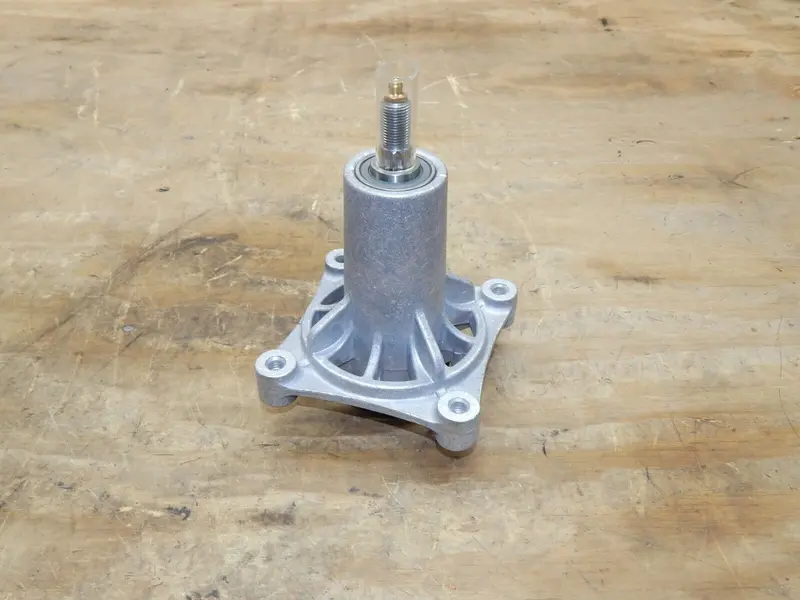 New Ayp/Craftsman Lawn Mower Spindle Assembly – Part #187292 / 10-11590 1