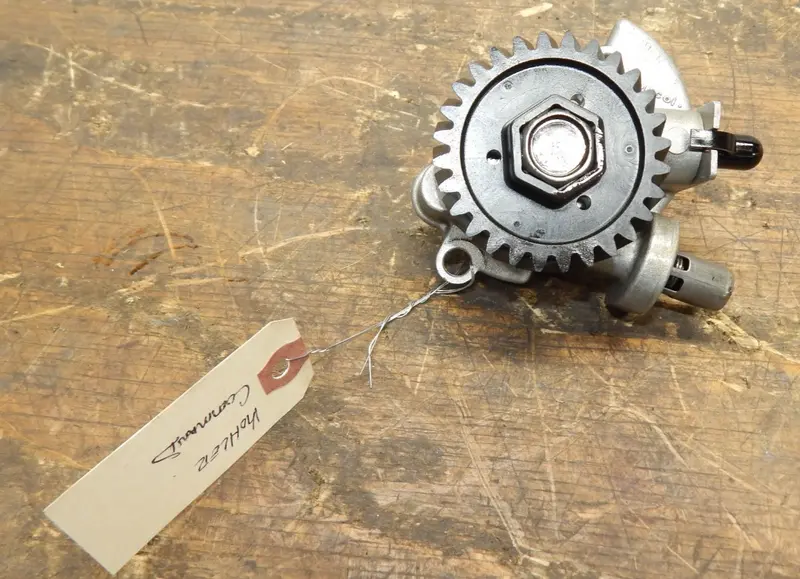 Oem Kohler Command Cv730 Oil Pump (24-393-53-S) 1