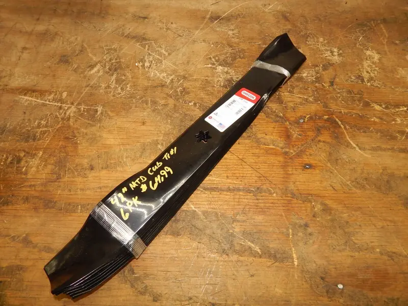 Oregon 42-Inch Six-Blade Set For Commercial Duty Mowers (198-059 & 942-0616) 1