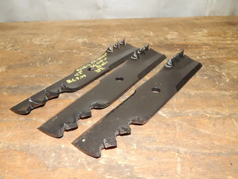 Oregon Gator G6 Mower Blade – 3-Pack For Dixie Chopper 63227-H Bl 16 (90-714) 1