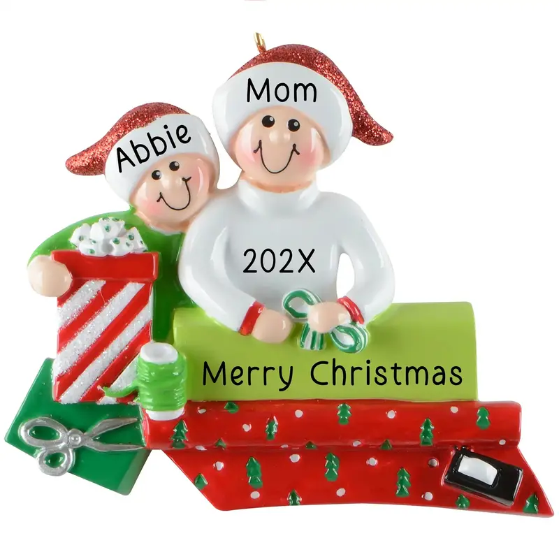 Parent-And-Child Gift-Wrapping Ornament 1