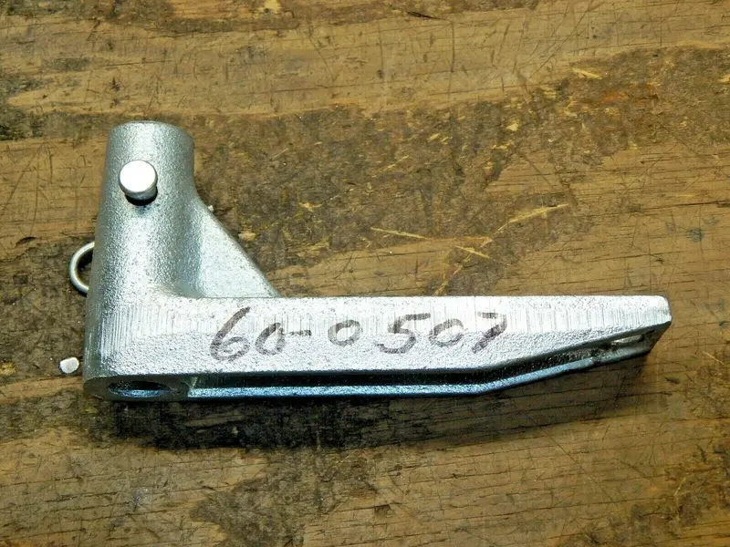 Power King / Snapper 1600–2400 Series Roller Support Bracket (Oem, 1980, #60-0507) 1