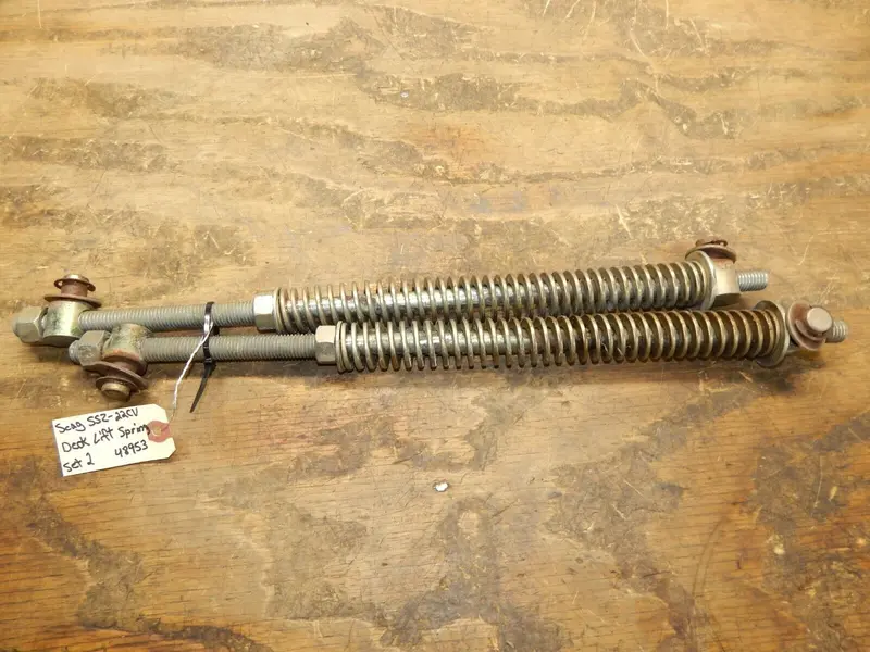 Scag Super Z Ssz-22Cv Deck Lift Spring Pair (48953) 1