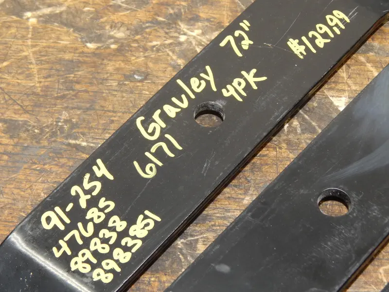 Set Of 4 Premium 72-Inch Lawn Mower Blades For Gravely Models – Compatible With Part Numbers 47685, 89838, And 8983851 1