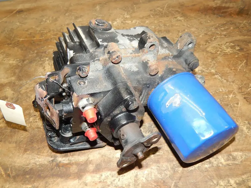 Simplicity 7117 Hydrostatic Pump (1671581) 1